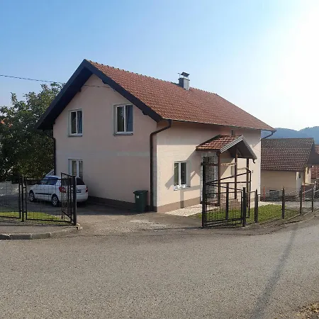 Saron House Apartment